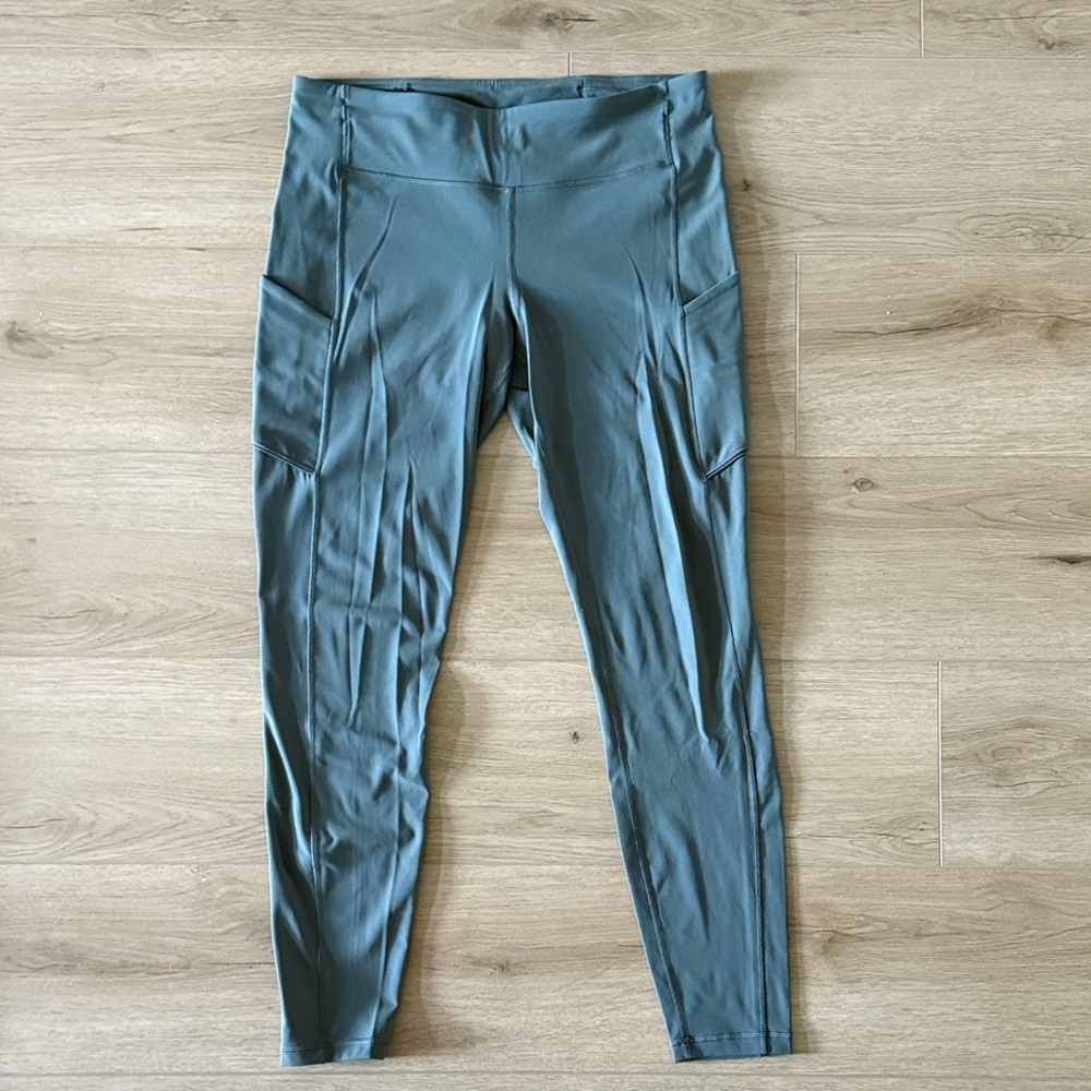 Wunder Under High-Waisted Lululemon Green Olive Leggings 28 inch Inseam Size 10
